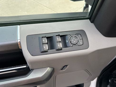 Used 2015 Ford F150 XLT w/ Equipment Group 302A Luxury RWD image 36