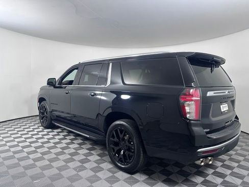 Used 2024 Chevrolet Suburban High Country AWD/4WD image 6