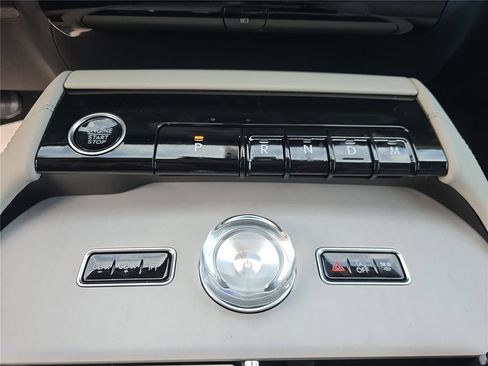 New 2026 Lincoln Navigator Premiere AWD/4WD image 20