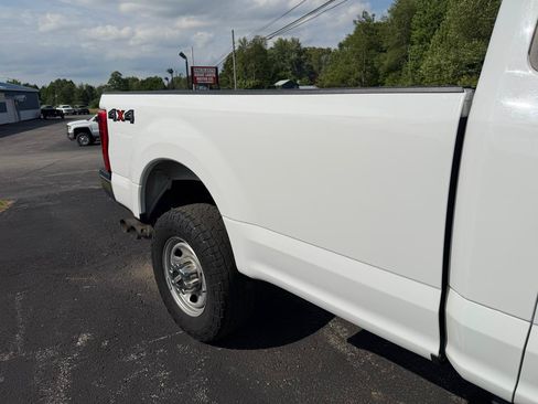Used 2017 Ford F350 XL w/ Power Equipment Group AWD/4WD image 16
