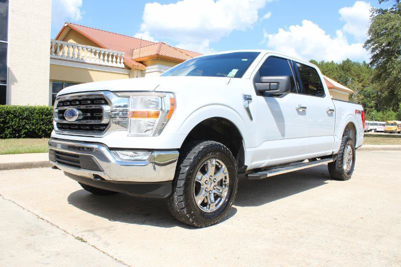 Used 2022 Ford F150 XLT w/ Equipment Group 301A Mid AWD/4WD image 9