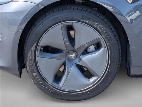 Used 2019 Tesla Model 3 Standard Range Plus RWD image 10