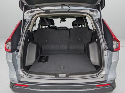 Used 2025 Honda CR-V EX image 11
