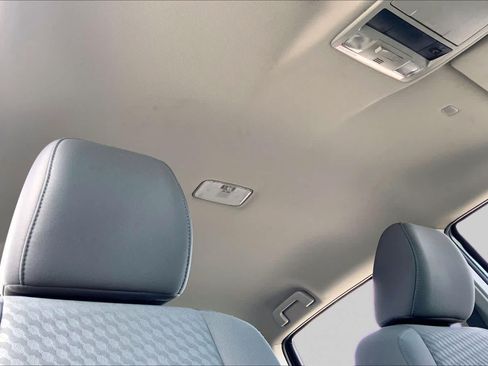 Used 2023 Toyota Tacoma SR AWD/4WD image 14