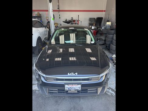 Used 2026 Kia K4 FWD image 2