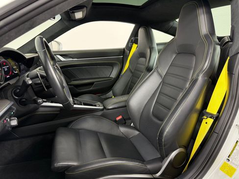 Certified 2022 Porsche 911 Turbo S image 5