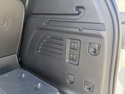 New 2026 Buick Enclave Sport Touring w/ Power Package FWD image 36