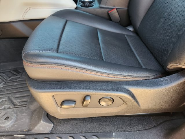 Used 2023 GMC Canyon AT4X AWD/4WD image 26