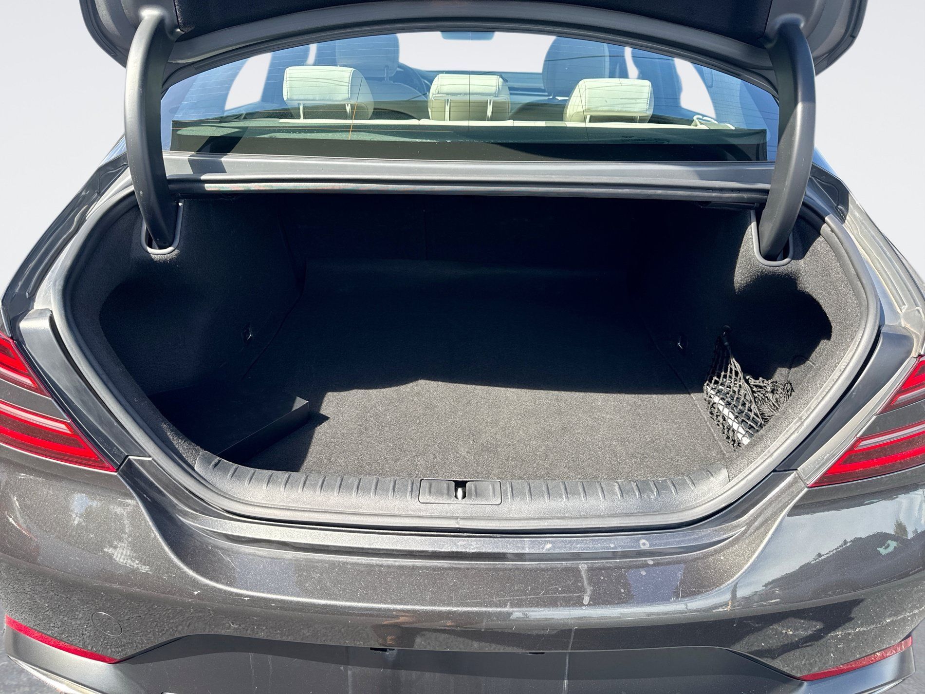 Used 2025 Genesis G70 2.5T AWD/4WD image 13