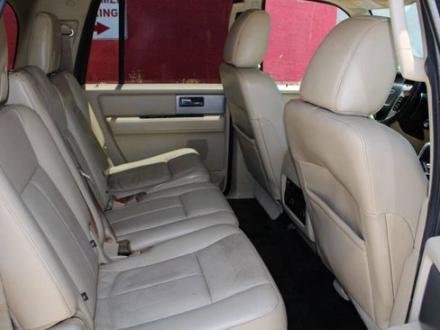 Used 2017 Ford Expedition EL Limited image 16