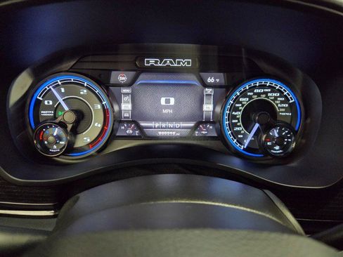 Used 2022 RAM 3500 Limited w/ Night Edition AWD/4WD image 47