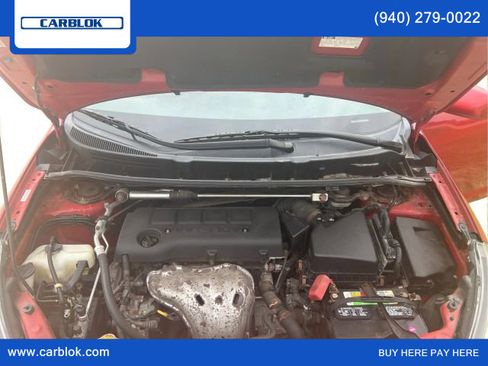 Used 2010 Pontiac Vibe GT image 11