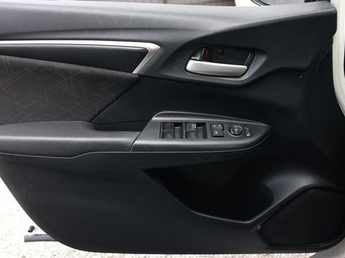 Used 2015 Honda Fit EX image 44