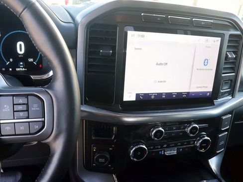 Used 2022 Ford F150 Lariat image 20