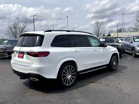 New 2026 Mercedes-Benz GLS 580 4MATIC image 11