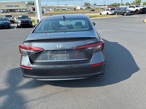 Used 2025 Honda Civic Sport image 10