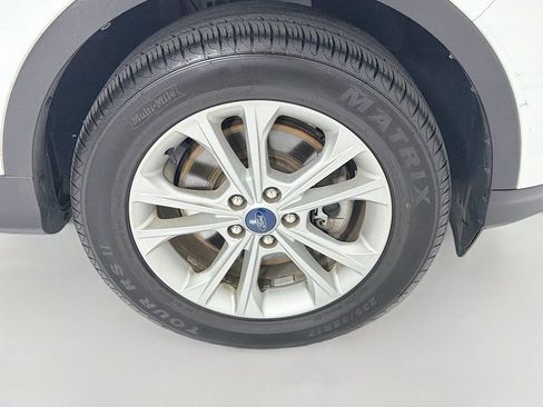 Used 2019 Ford Escape SE AWD/4WD image 34