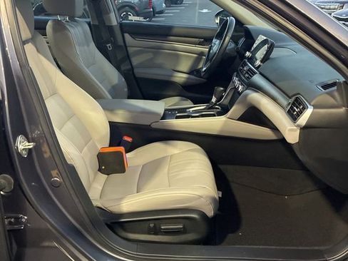 Used 2019 Honda Accord EX-L image 26