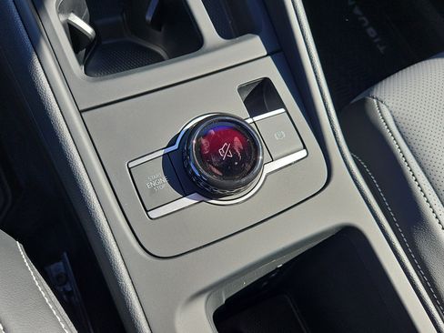 New 2026 Volkswagen Tiguan SE R-Line FWD image 18