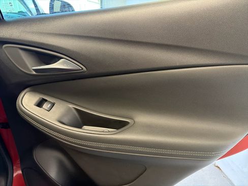 Used 2024 Buick Encore GX Sport Touring w/ Comfort Package image 33