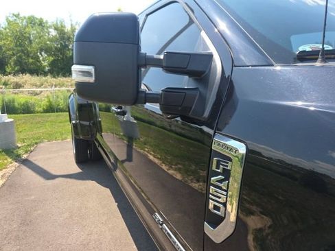 Used 2020 Ford F450 Lariat w/ Lariat Ultimate Package AWD/4WD image 5