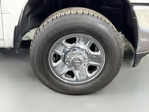 Used 2021 RAM 2500 Tradesman image 32