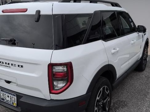 Used 2023 Ford Bronco Sport Outer Banks w/ Tech Package AWD/4WD image 5
