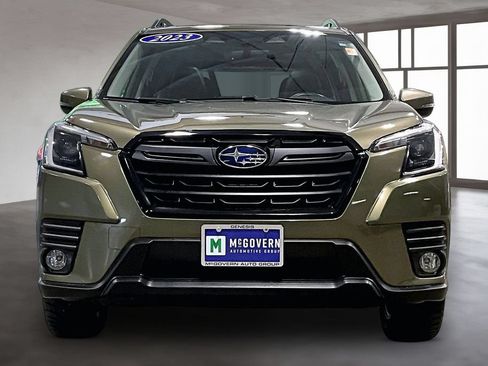 Used 2023 Subaru Forester Limited AWD/4WD image 2