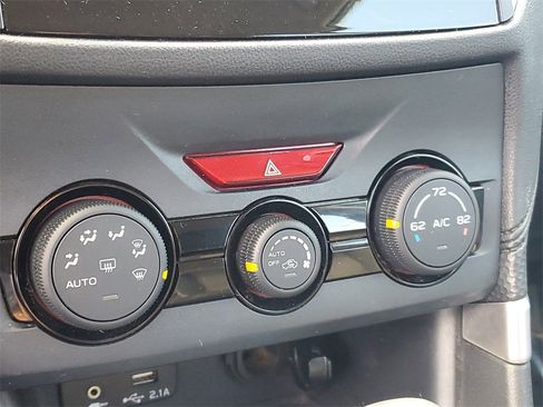 Used 2021 Subaru Forester image 23