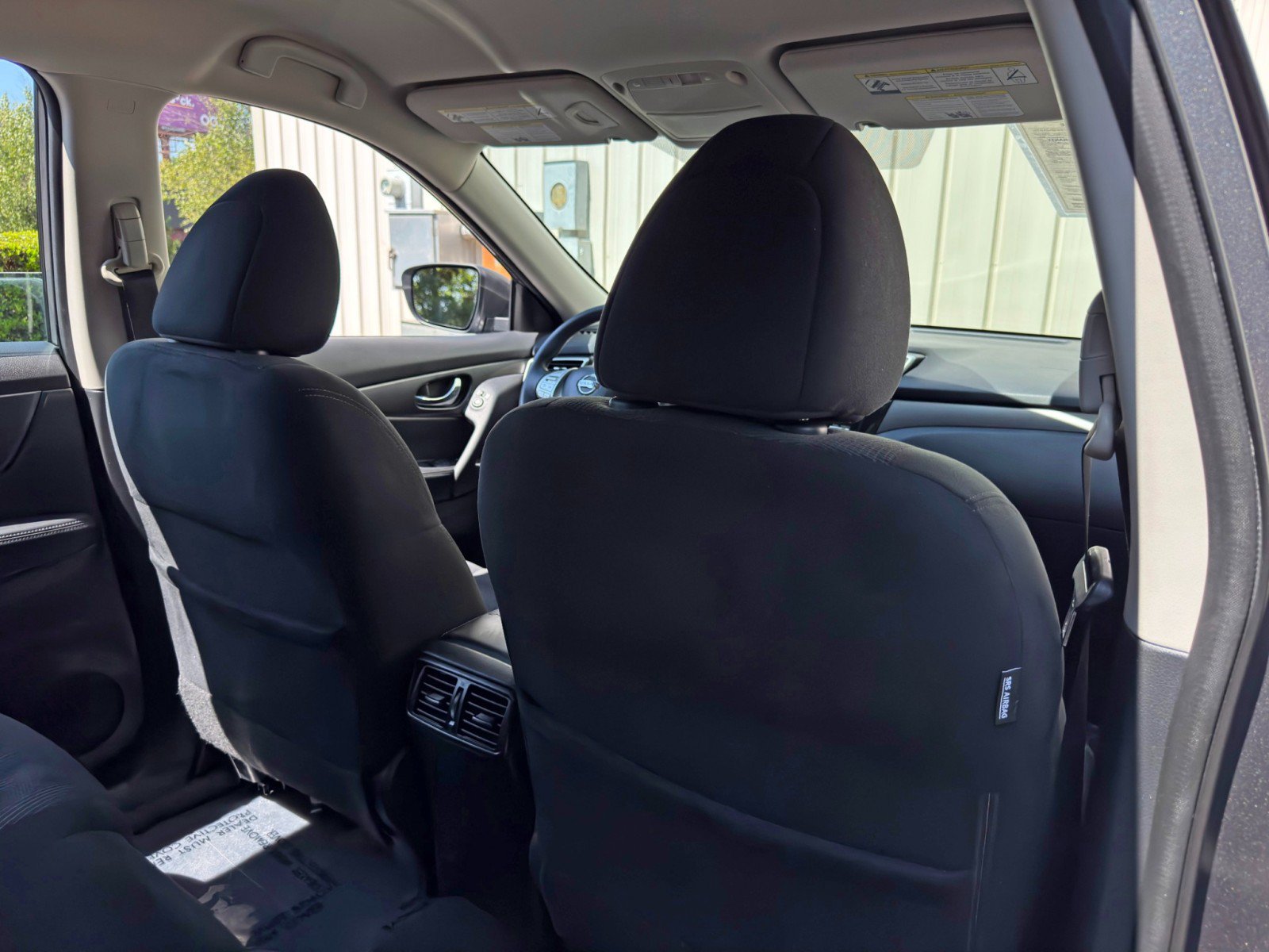 Used 2015 Nissan Rogue S AWD/4WD image 30