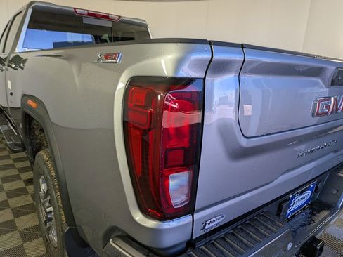 New 2026 GMC Sierra 2500 SLE w/ SLE Value Package; image 12