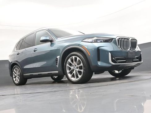 Used 2024 BMW X5 xDrive40i w/ Premium Package AWD/4WD image 32