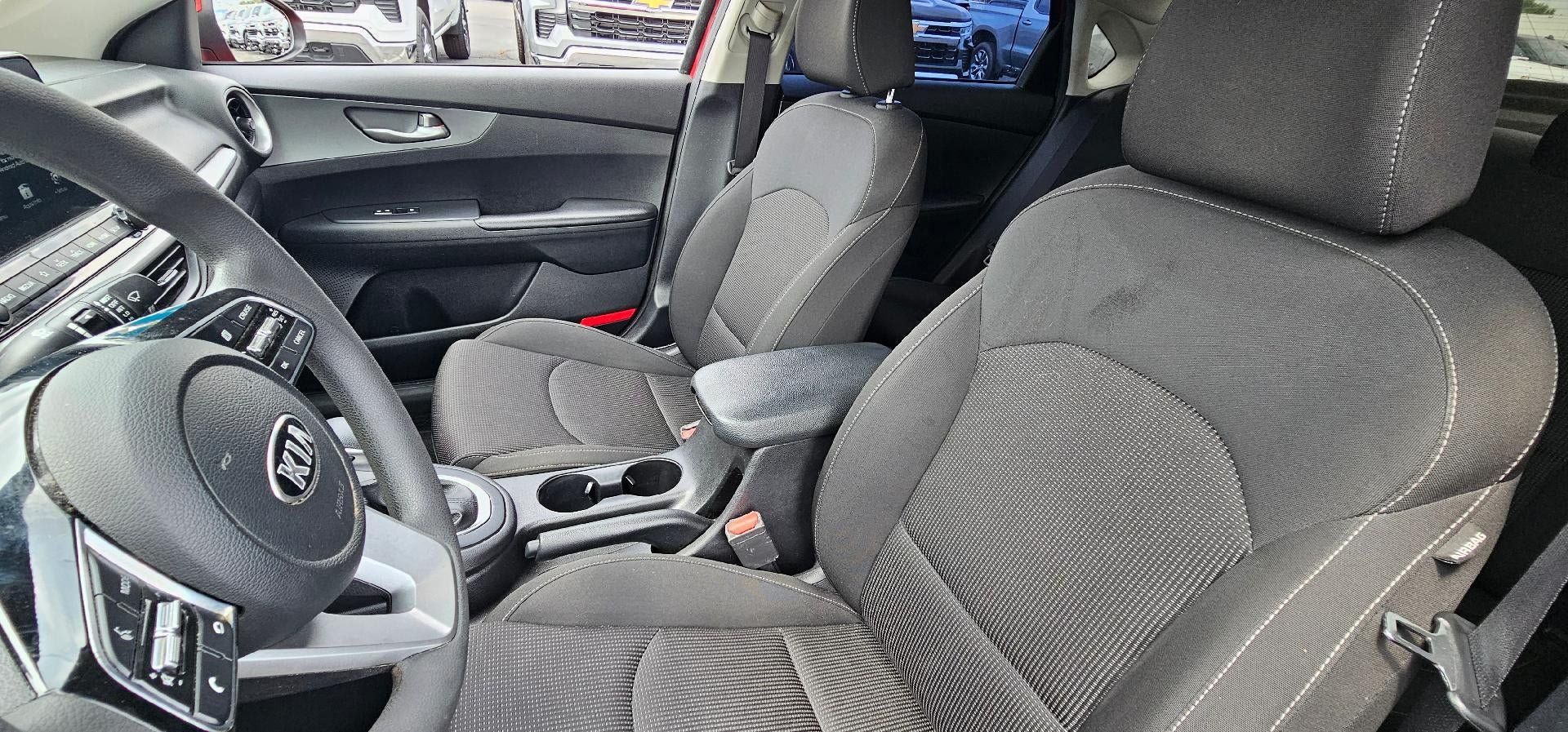 Used 2019 Kia Forte LXS FWD image 10