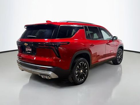 New 2026 Chevrolet Traverse LT w/ Sun and Wheel Package AWD/4WD image 7