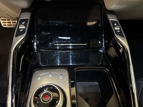Used 2022 Kia Sorento SX Prestige w/ Panoramic Sunroof Package AWD/4WD image 31