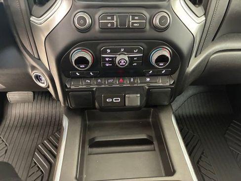 Used 2022 Chevrolet Silverado 1500 RST w/ Safety Package AWD/4WD image 21