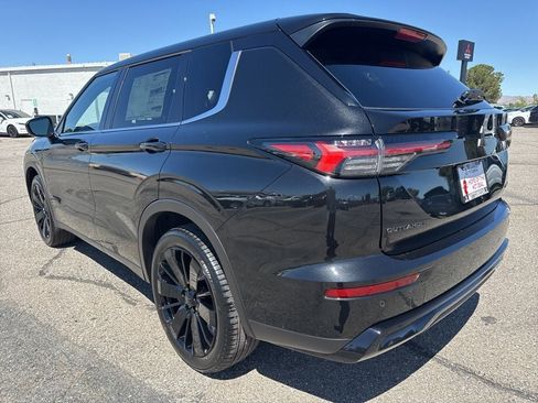 New 2026 Mitsubishi Outlander LE FWD image 6