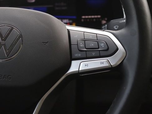 Used 2022 Volkswagen Jetta SE w/ Panoramic Sunroof Package image 20