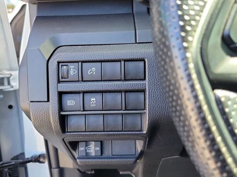 Used 2024 Toyota Tacoma SR image 27