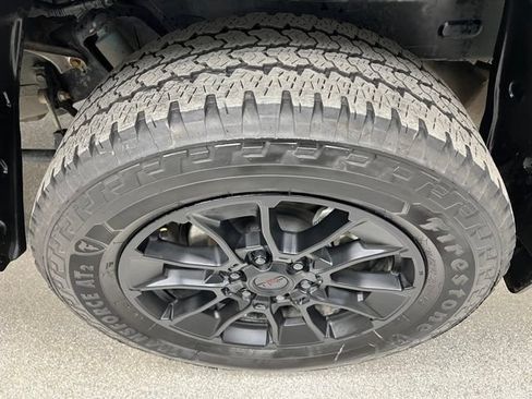 Used 2025 Toyota Tundra Limited w/ TRD Off-Road Package AWD/4WD image 16