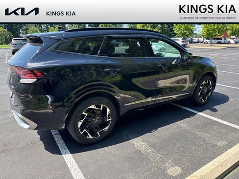 Used 2024 Kia Sportage SX AWD/4WD image 5