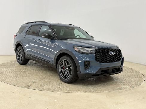 New 2026 Ford Explorer ST-Line RWD image 7