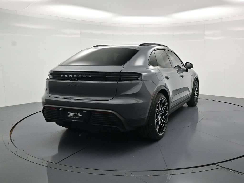 Certified 2025 Porsche Macan 4 Electric AWD/4WD image 46