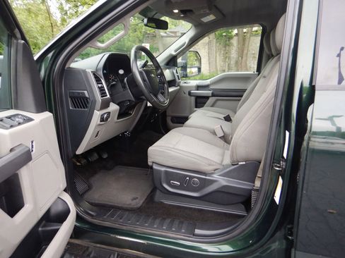 Used 2015 Ford F150 XLT w/ Equipment Group 302A Luxury AWD/4WD image 12