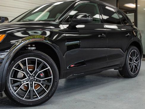 Used 2023 Audi SQ5 Premium Plus w/ Premium Plus Package image 13