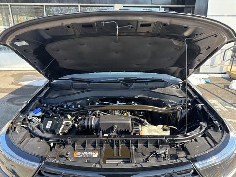 Used 2022 Ford Explorer ST-Line image 32