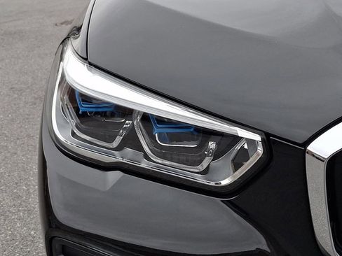 Certified 2023 BMW X5 xDrive40i w/ Executive Package image 10