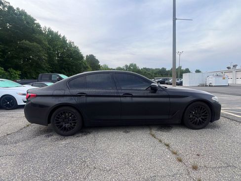 Used 2021 BMW 530i xDrive w/ Convenience Package AWD/4WD image 6