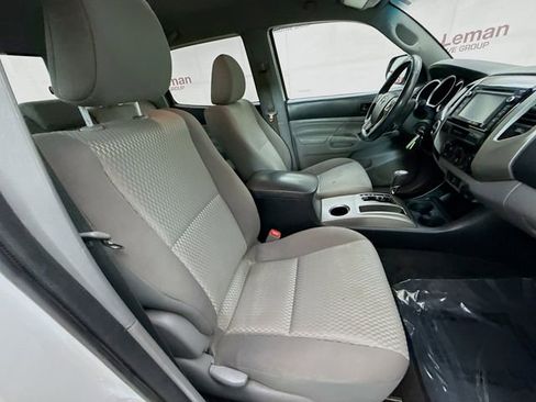 Used 2015 Toyota Tacoma 4x4 Double Cab image 25