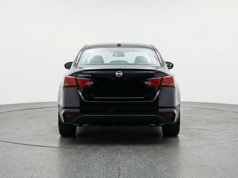 Used 2025 Nissan Altima 2.5 SV FWD image 7